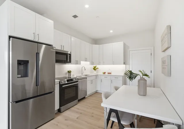 Homes for sale in Everett, MA | 66 Tileston St #7, Everett, MA 02149 | MLS# 73541124