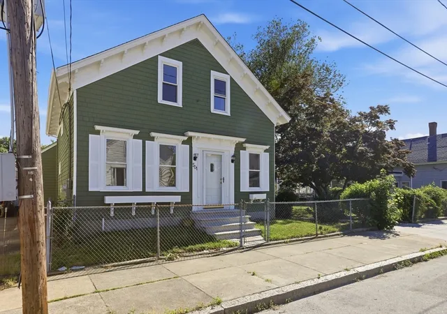 Homes for sale in Fall River, MA | 501 Pine St, Fall River, MA 02720 | MLS# 73540475