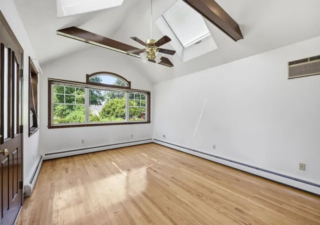 3rd image of 52 Felix St, Chicopee, MA 01020 | MLS# 73549077