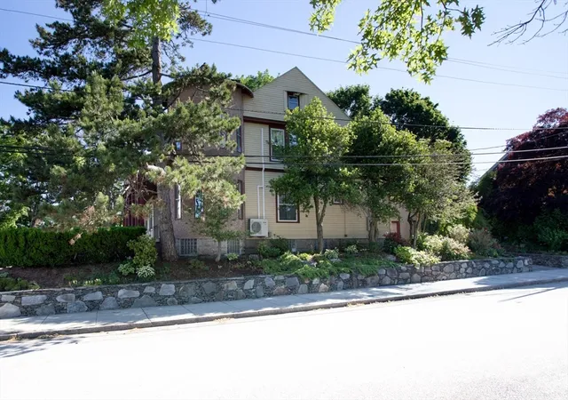 Homes for sale in Fall River, MA | 1231 Robeson St, Fall River, MA 02720 | MLS# 73462057