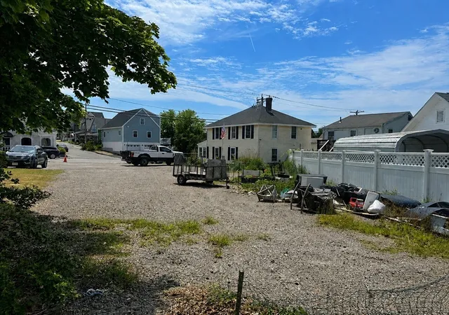 5th image of 147 /145 Onset Ave, Wareham, MA 02558 | MLS# 73536006