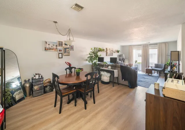 2nd image of 404 Broadway #303, Lynn, MA 01904 | MLS# 73553304