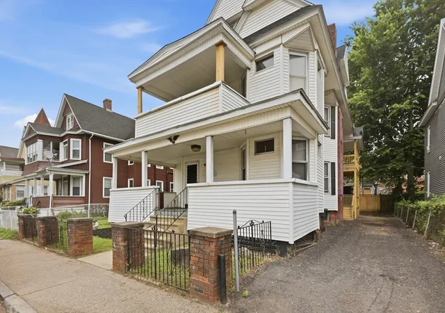 2nd image of 19 21 Rutledge Ave, Springfield, MA 01105 | MLS# 73562206