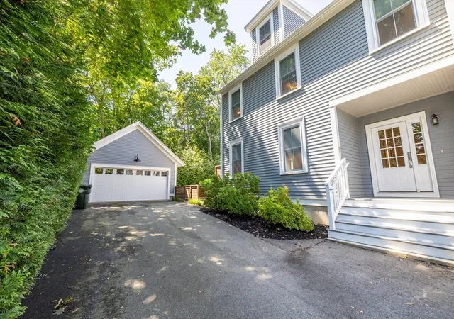 Photo 3 of Sale Pending at 31 Bartlet St, Andover, MA 01810 | MLS# 73415229 | Listing updated on 2025-10-28