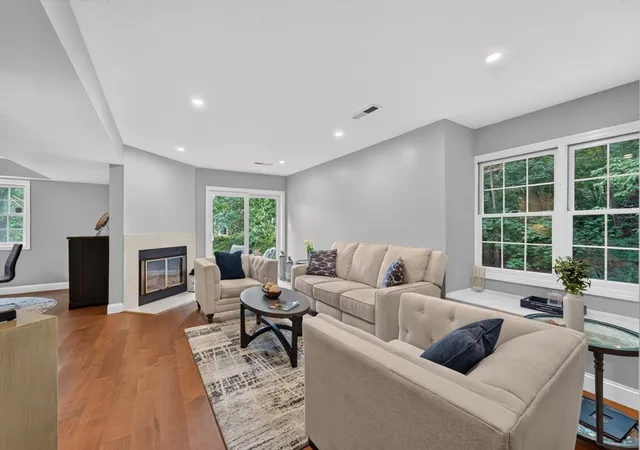 Listing Photo 4 - Condo for sale in building located at 7 Canvasback Wy, Walpole, MA 02081 - Unit #7