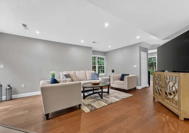 Listing Photo 5 - Condo for sale in building located at 7 Canvasback Wy, Walpole, MA 02081 - Unit #7