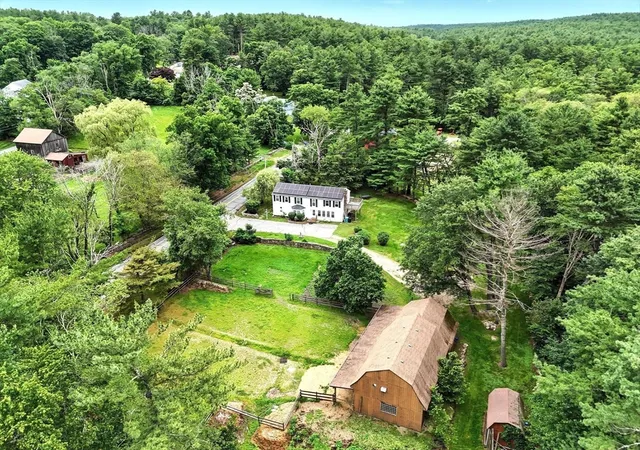Homes for sale in Upton, MA | 23 Westboro Rd, Upton, MA 01568 | MLS# 73395531