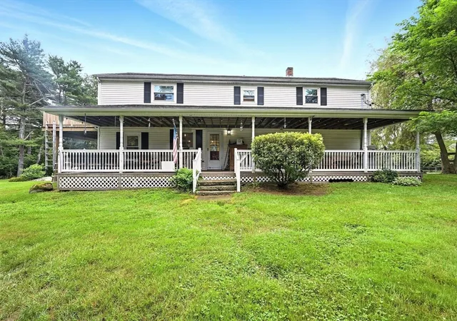 Homes for sale in Upton, MA | 23 Westboro Rd, Upton, MA 01568 | MLS# 73395531