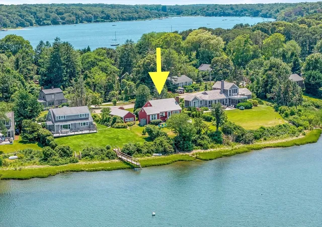 1st image of 36 Hines Point Rd, Vineyard Haven, MA 02568 | MLS# 73564072
