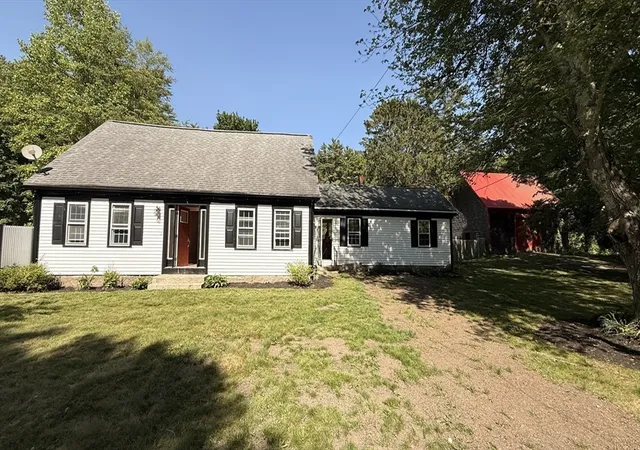 2nd image of 36 Spruce, Middleboro, MA 02346 | MLS# 73530129