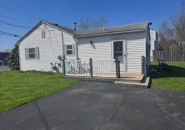 3rd image of 936 Centre, Brockton, MA 02302 | MLS# 73516626