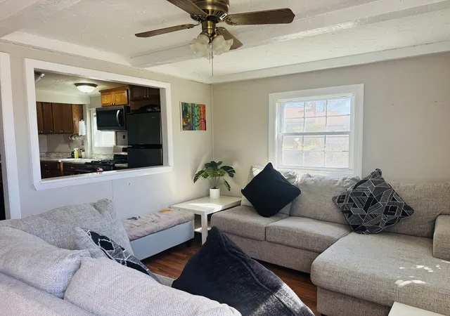 5th image of 936 Centre, Brockton, MA 02302 | MLS# 73516626