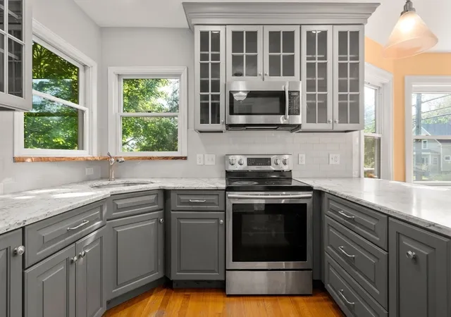 Homes for sale in Worcester, MA | 1231 Pleasant St, Worcester, MA 01602 | MLS# 73522485