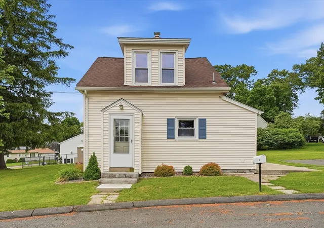 Homes for sale in East Longmeadow, MA | 61 Saugus Ave, East Longmeadow, MA 01028 | MLS# 73530258