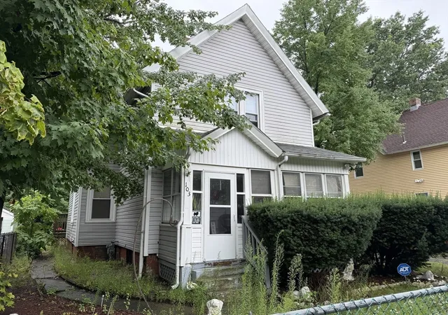 4th image of 103 Greene, Springfield, MA 01109 | MLS# 73558623