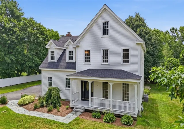 Photo 3 of Single family home for sale at 45 King St, Littleton, MA 01460 | MLS# 73550223 | Listing updated on 2026-09-13