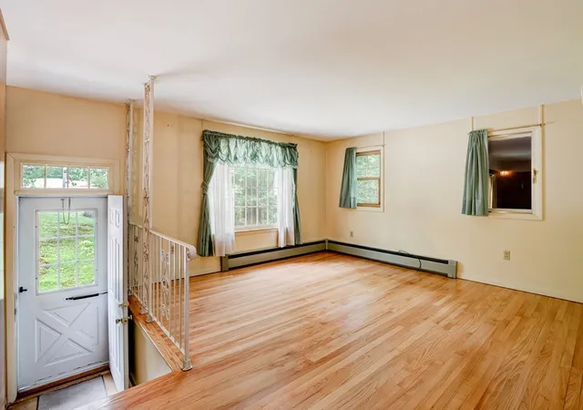 5th image of 487 Fitchburg State Road, Ashby, MA 01431 | MLS# 73544122