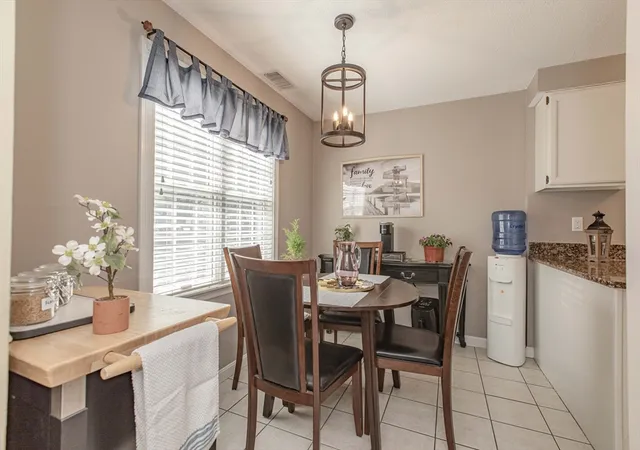 5th image of 125 Highland Street #402, Taunton, MA 02780 | MLS# 73552532