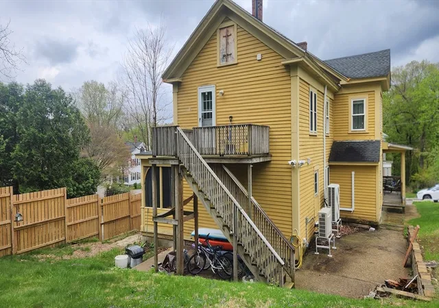 Homes for sale in Warren, MA | 54 Bacon St, Warren, MA 01083 | MLS# 73531893