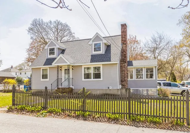 1st image of 14 Greenville St, Billerica, MA 01821 | MLS# 73537525