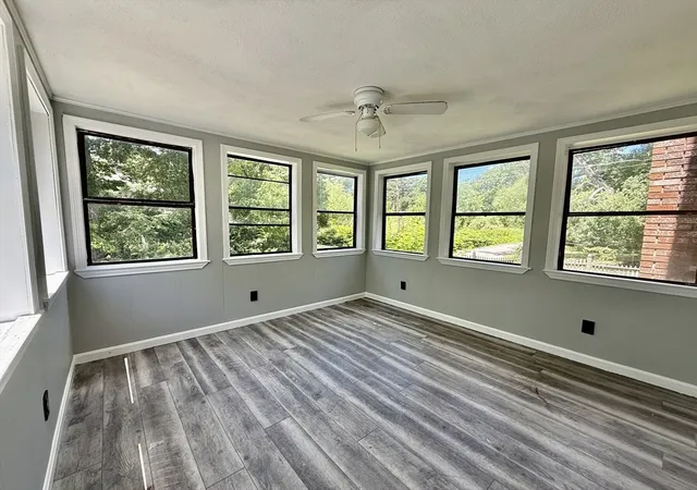 3rd image of 14 Greenville St, Billerica, MA 01821 | MLS# 73537525