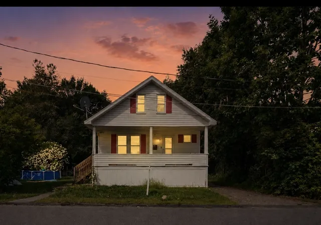 Photo 1 of Single family home for sale at 8 Wickman Dr, Gardner, MA 01440 | MLS# 73569729 | Listing updated on 2026-09-16