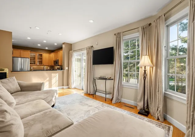 Listing Photo 4 - Condo for sale in building located at 52 Tilden Commons Dr, Quincy, MA 02171 - Unit #52