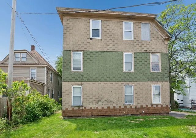 Homes for sale in Worcester, MA | 1 Summerhill Avenue, Worcester, MA 01606 | MLS# 73522743
