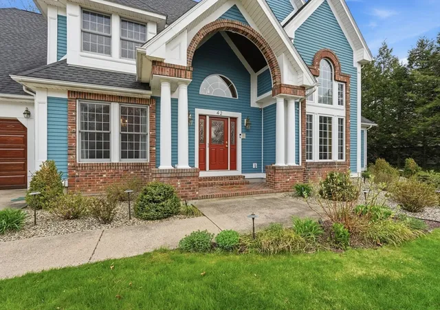 2nd image of 42 Gary Dr, Westfield, MA 01085 | MLS# 73511705