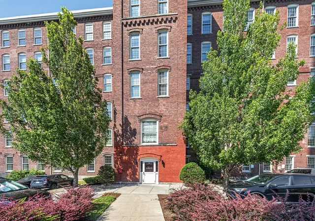 Homes for sale in Lowell, MA | 52 Lawrence Dr #507, Lowell, MA 01854 | MLS# 73547340