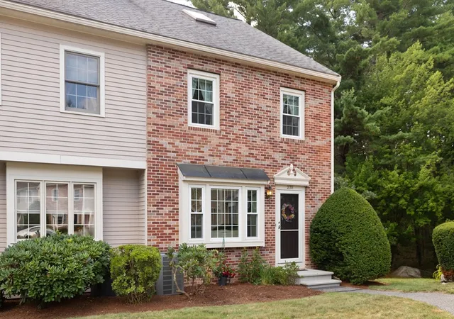 1st image of 27 E Brookfield Dr #E, Groton, MA 01450 | MLS# 73556810