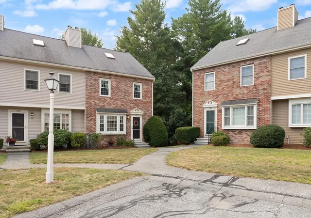 36th image of 27 E Brookfield Dr #E, Groton, MA 01450 | MLS# 73556810
