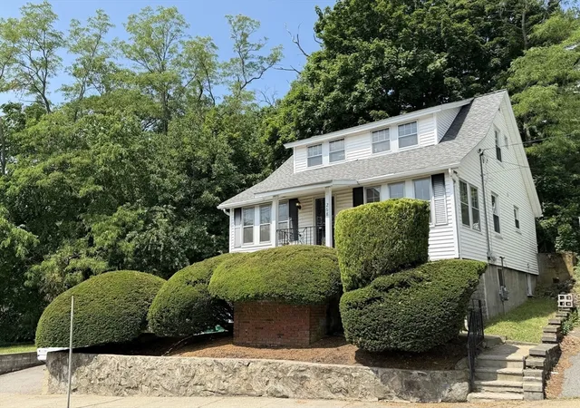 Homes for sale in Medford, MA | 268 Fulton St, Medford, MA 02155 | MLS# 73537729
