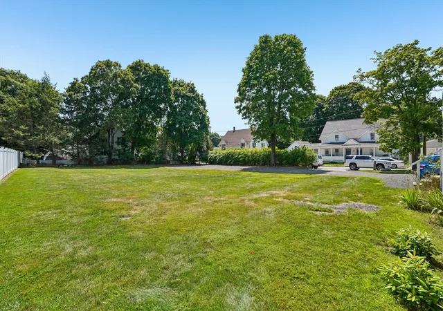 32nd image of 59 Hartford Ave E, Uxbridge, MA 01569 | MLS# 73557504