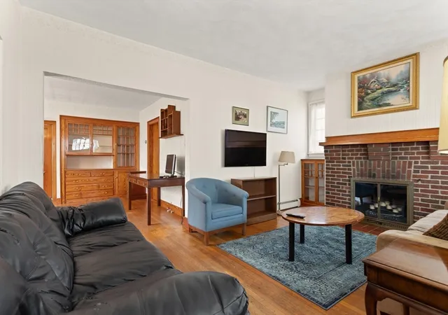 3rd image of 108 Winthrop St, Winthrop, MA 02152 | MLS# 73500423