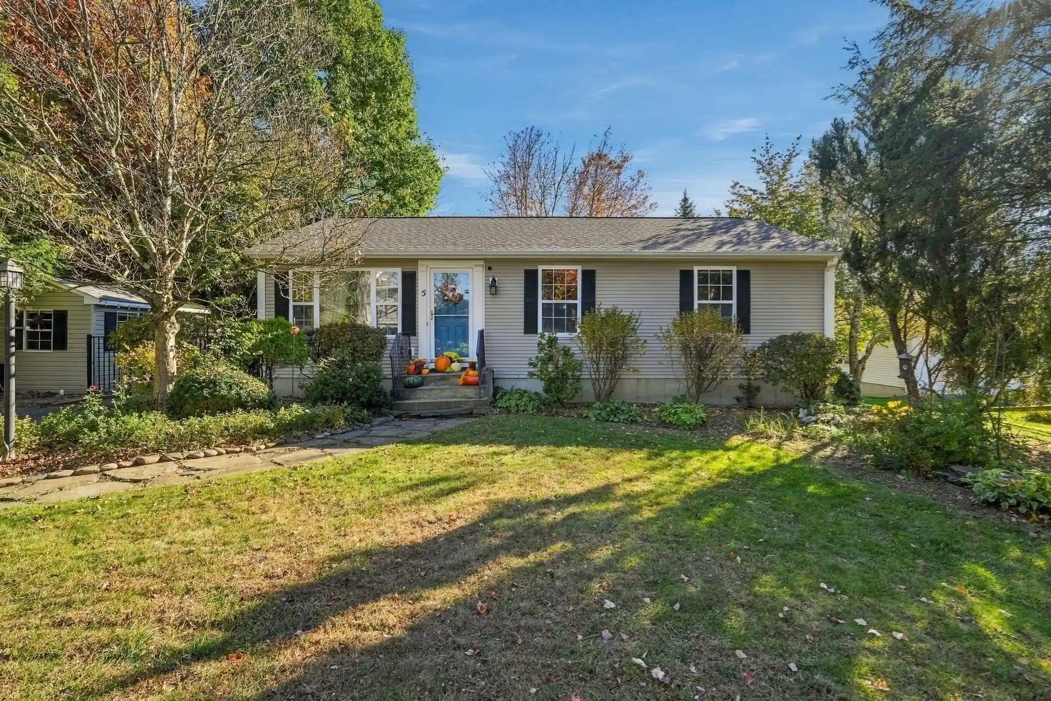 Single family home for sale at 5 Maxine Cir, Easthampton, MA 01027 | MLS# 73593211