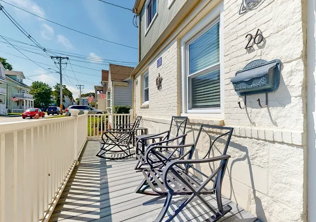 3rd image of 26 George St, Winthrop, MA 02152 | MLS# 73566720