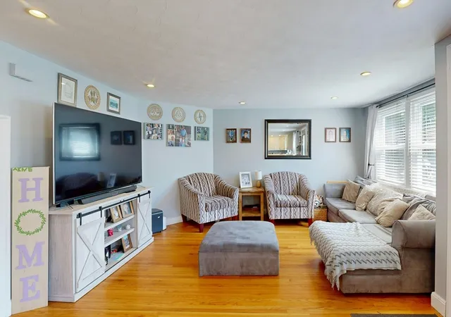 5th image of 26 George St, Winthrop, MA 02152 | MLS# 73566720