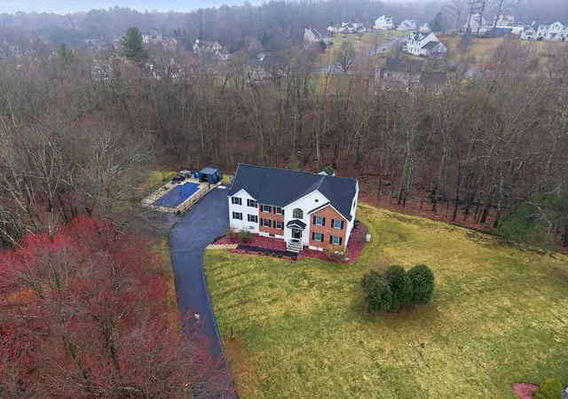 4th image of 2 Hitching Post Ln, Methuen, MA 01844 | MLS# 73495547