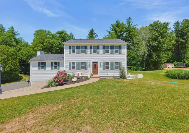 Homes for sale in Southwick, MA | 14 Revere Rd, Southwick, MA 01077 | MLS# 73536045