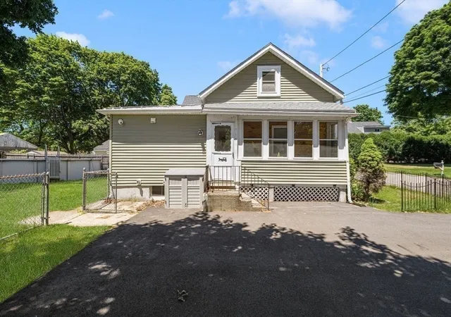 40th image of 14 Sibley, Attleboro, MA 02703 | MLS# 73548633