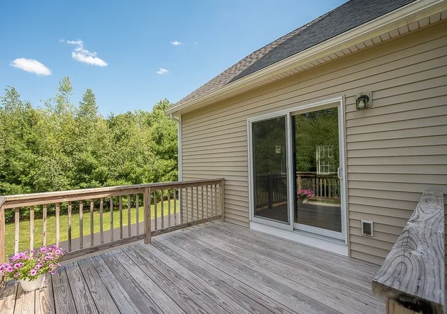 5th image of 126 Yew Street, Douglas, MA 01516 | MLS# 73542681
