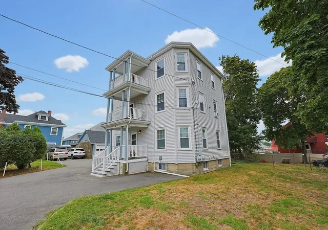 36th image of 2 Edgar Terrace #3, Winthrop, MA 02152 | MLS# 73567471