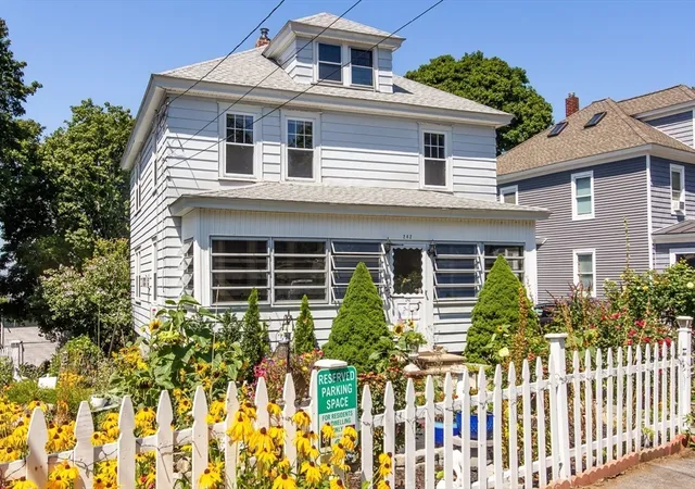 1st image of 242 Beacon St, Lowell, MA 01850 | MLS# 73560024
