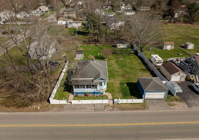 Homes for sale in Somerset, MA | 992 Lees River Ave, Somerset, MA 02726 | MLS# 73512065