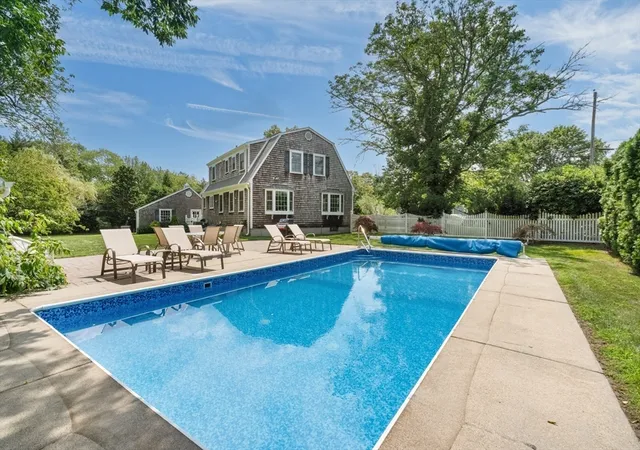 Photo 4 of Sale Pending at 11 Longview Dr, North Dartmouth, MA 02747 | MLS# 73563444 | Listing updated on 2026-08-31