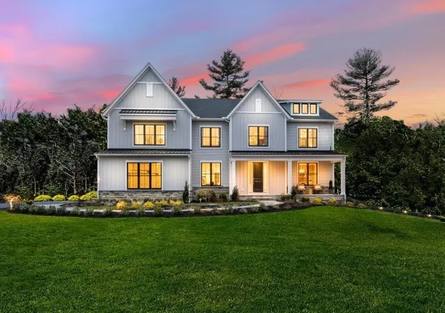 1st image of 5 Myrtle Ave #0002, Hopkinton, MA 01748 | MLS# 73388368