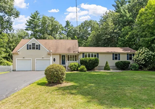 1st image of 141 Black Brook Rd, Easton, MA 02334 | MLS# 73568001