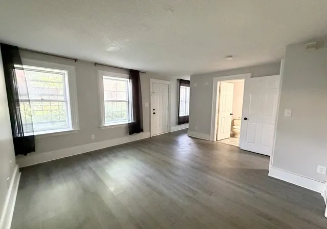 Homes for sale in Springfield, MA | 70 Temple St #1, Springfield, MA 01105 | MLS# 73540502