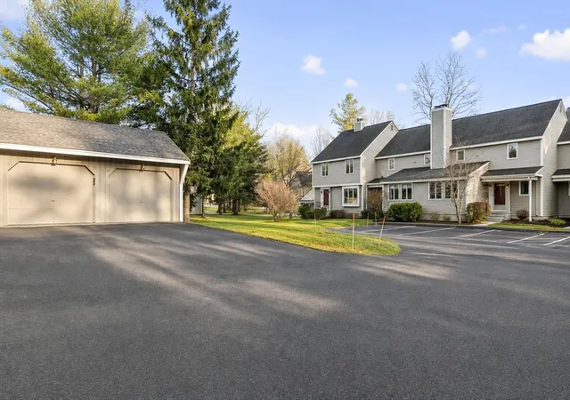 Homes for sale in Haverhill, MA | 43 Brickett Hill Circle #43, Haverhill, MA 01830 | MLS# 73545129